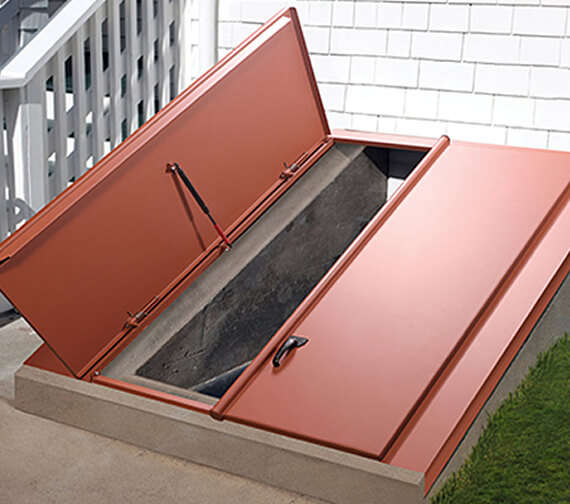 bulkhead with open door